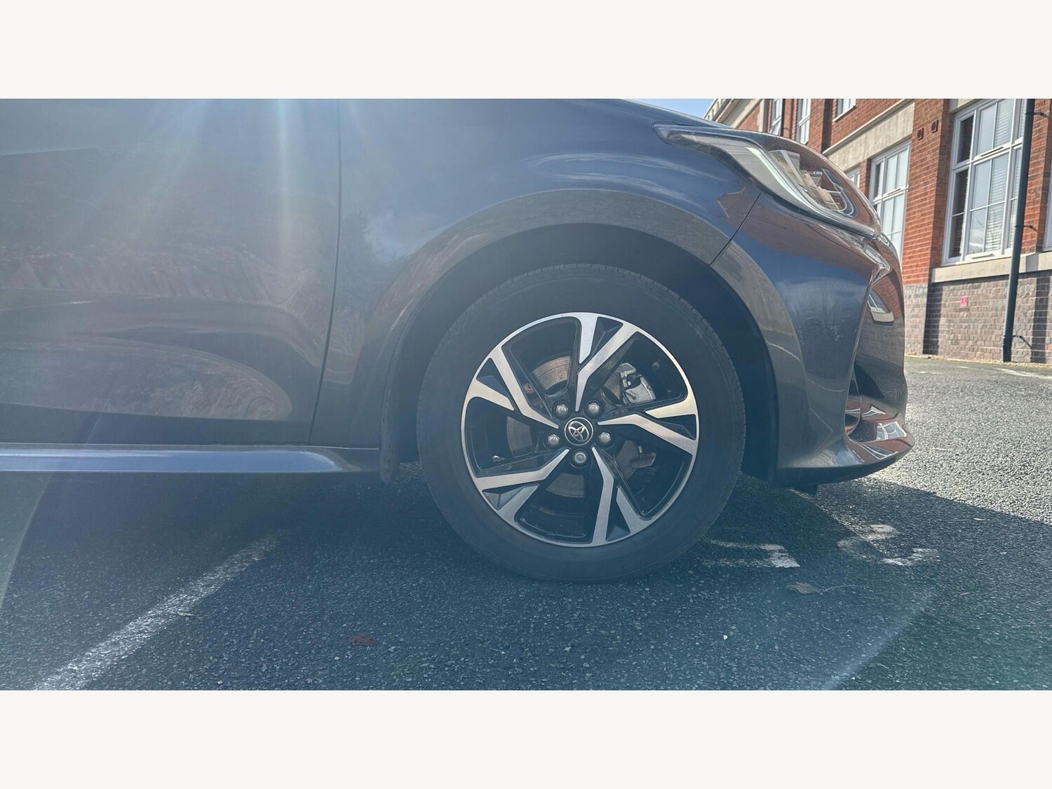 Used Toyota Yaris 2024 for sale - 77908847: Photo 20