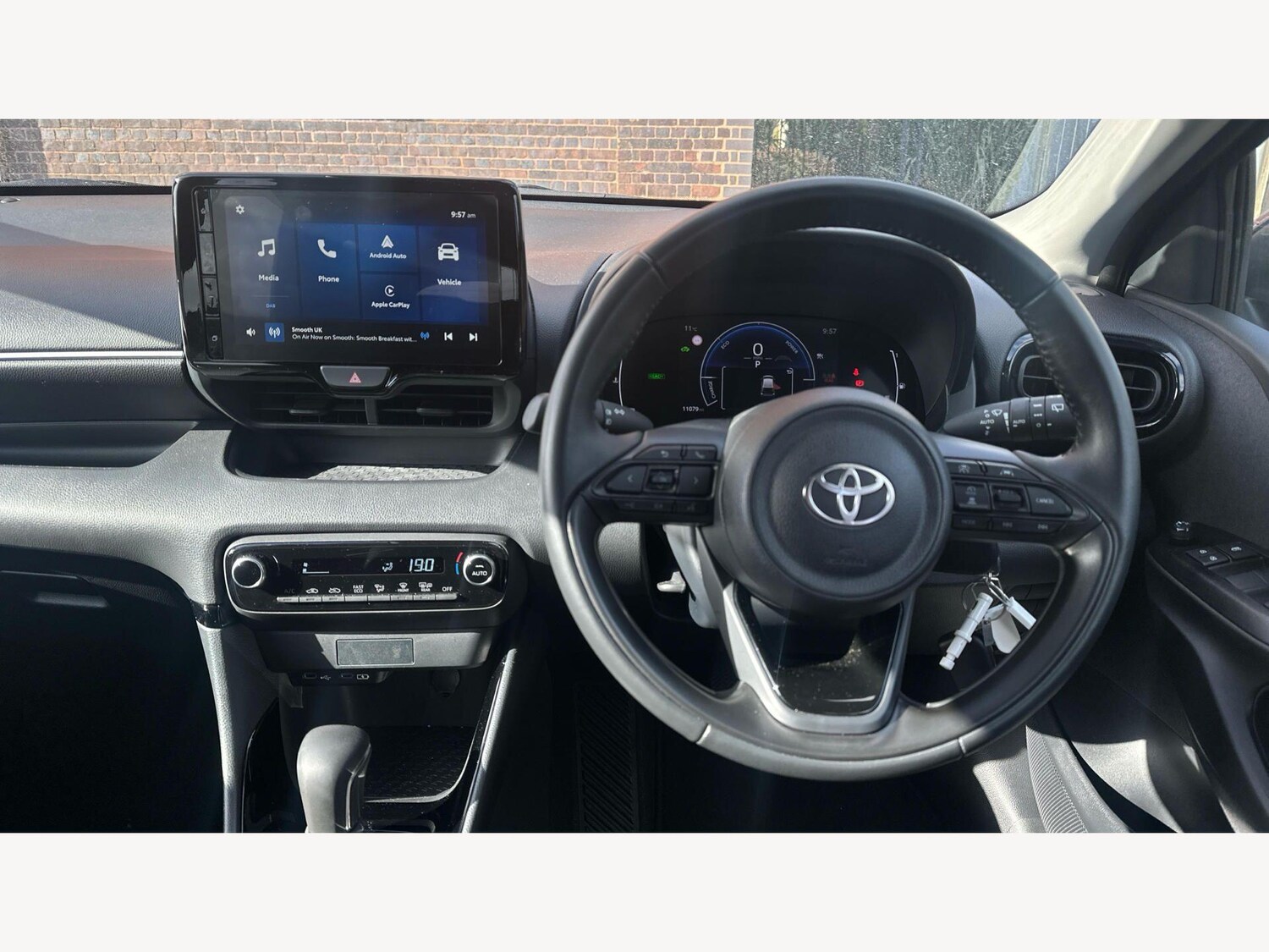 Used Toyota Yaris 2024 for sale - 77908847: Photo 8