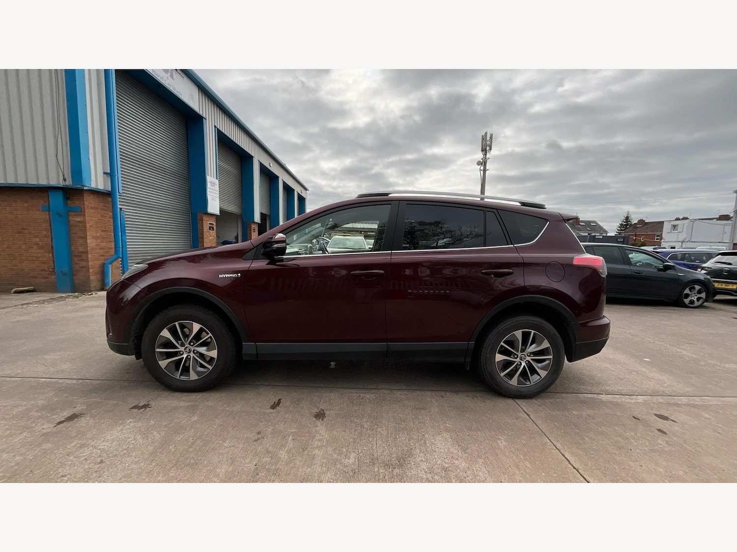 Used Toyota RAV4 2017 for sale - 76200584: Photo 19