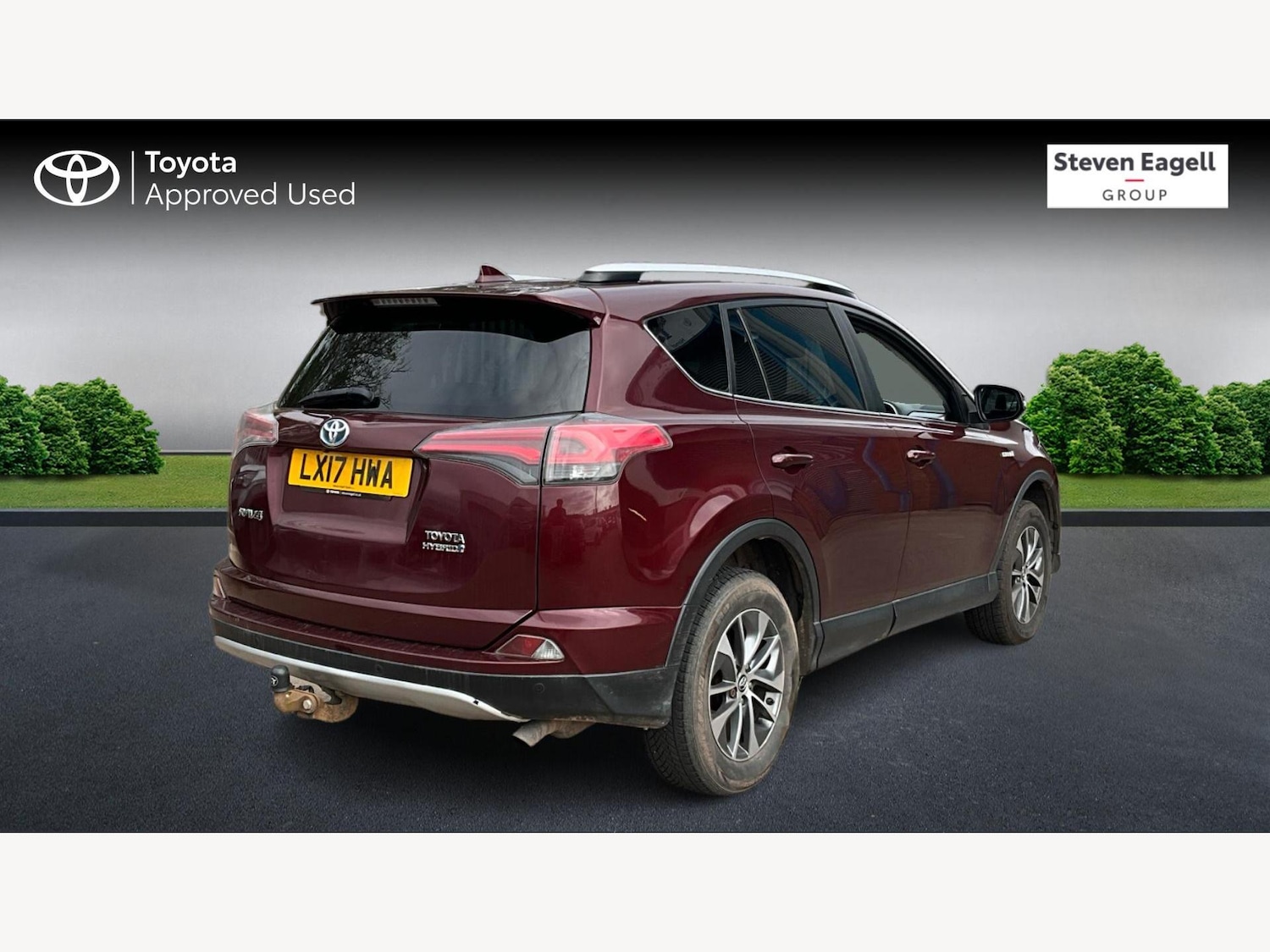 Used Toyota RAV4 2017 for sale - 76200584: Photo 2