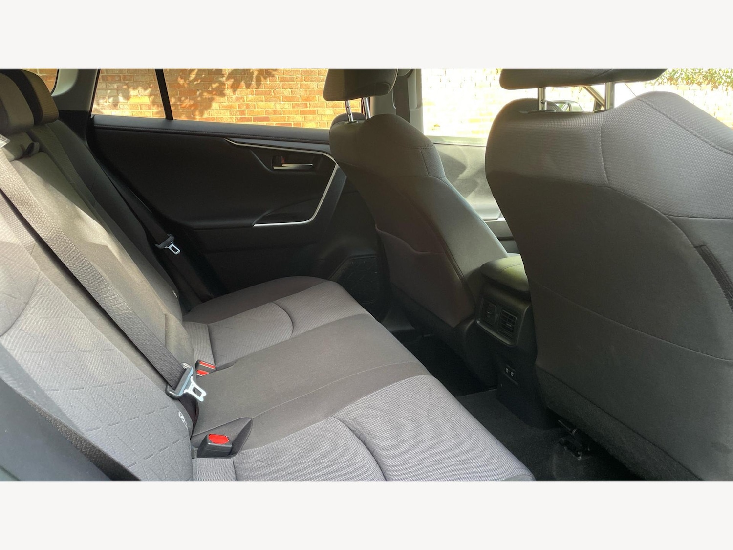 Used Toyota RAV4 2020 for sale - 76550894: Photo 15