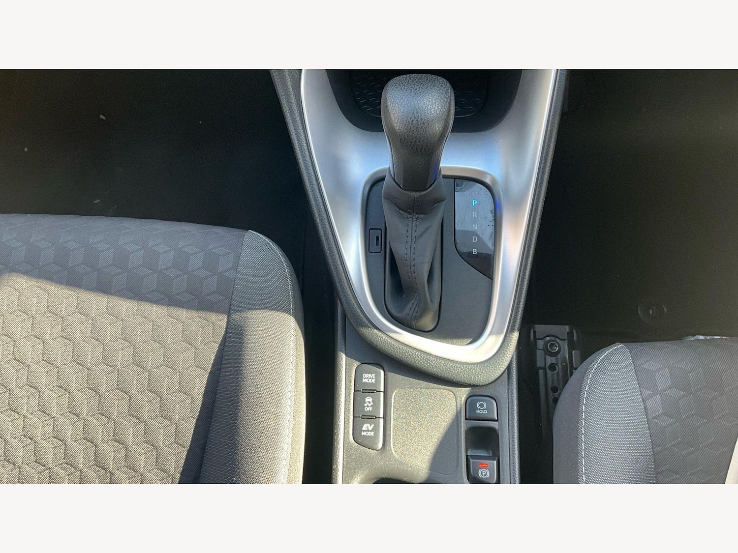 Used Toyota Yaris for sale - 78116170: Photo 30