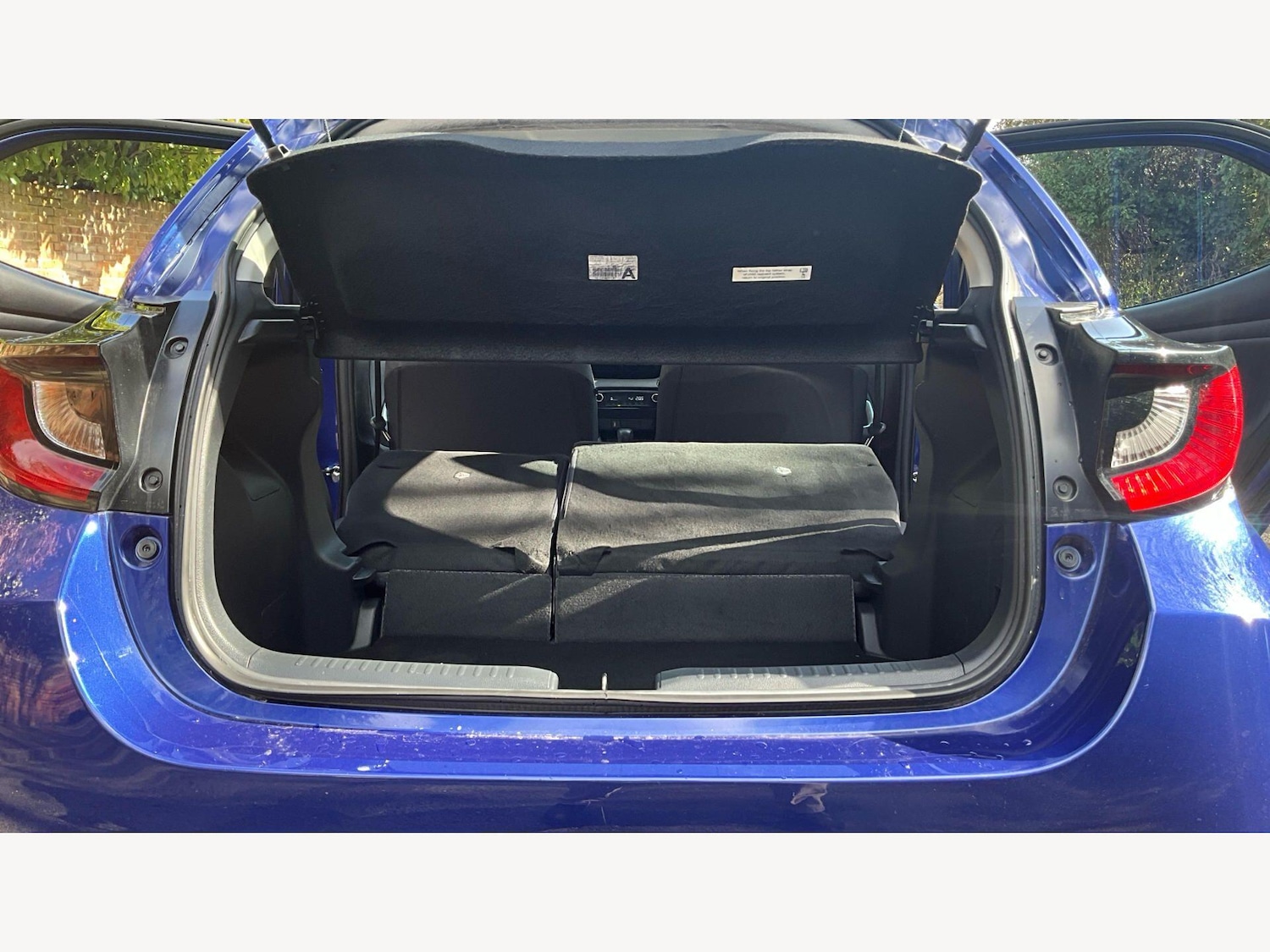 Used Toyota Yaris for sale - 78116170: Photo 38