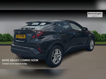 Used Toyota C-HR 2021 for sale - 78923009: Photo
