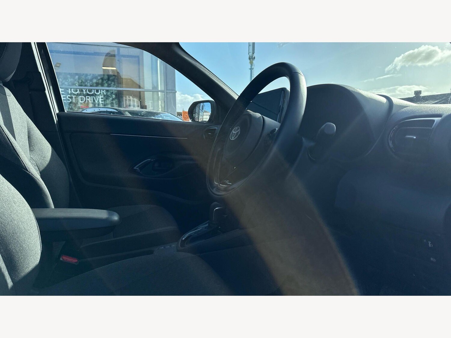 Used Toyota Yaris Cross 2025 for sale - 77909526: Photo 13