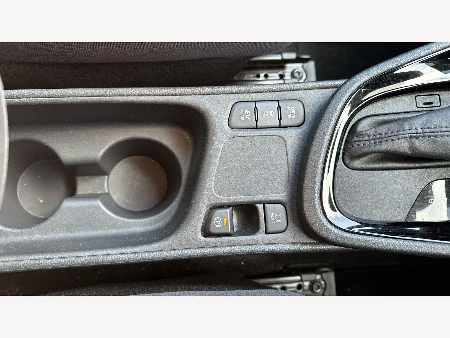 Used Toyota Yaris Cross 2025 for sale - 77909526: Photo 23