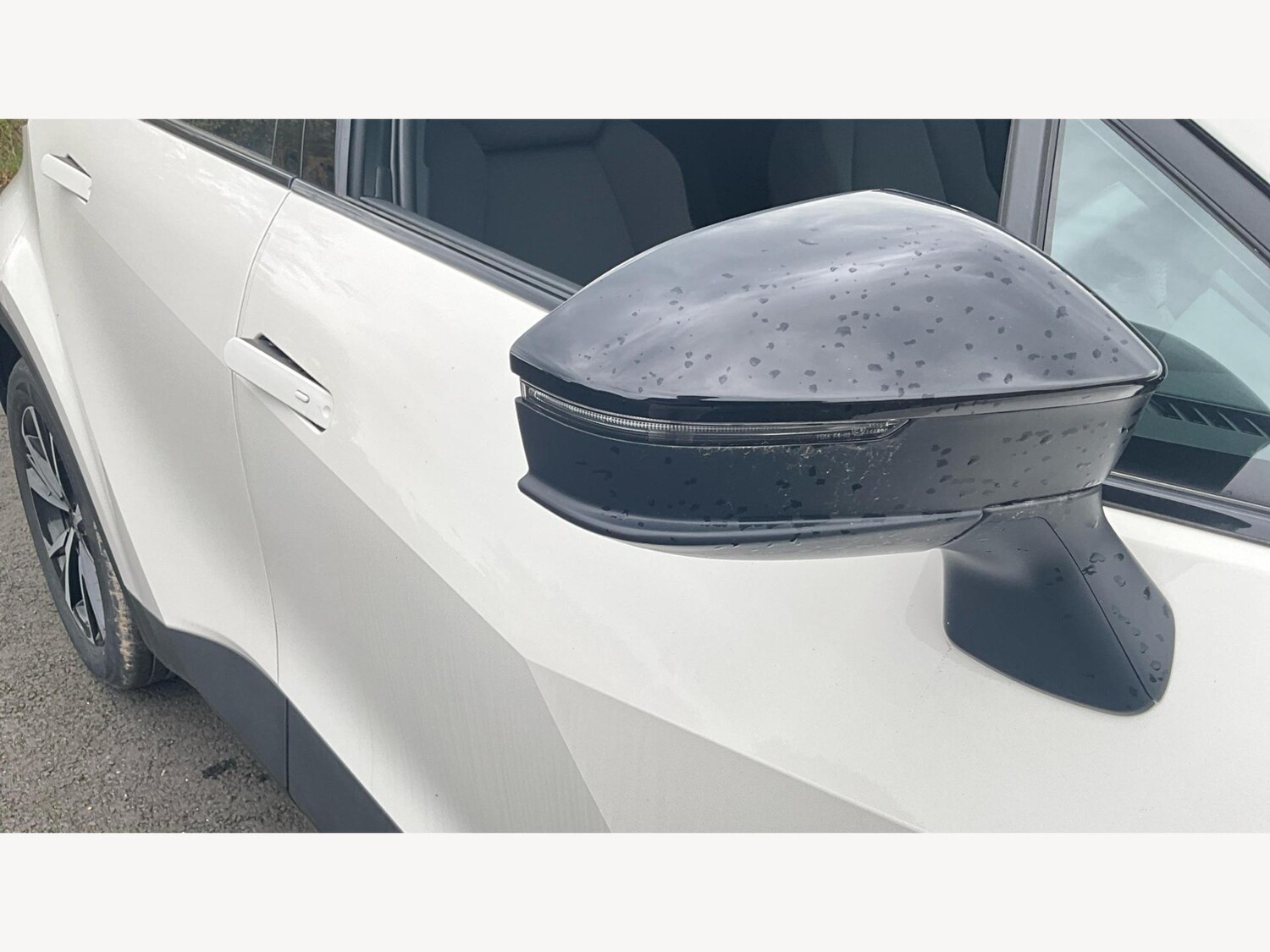 Used Toyota C-HR 2024 for sale - 76398512: Photo 25