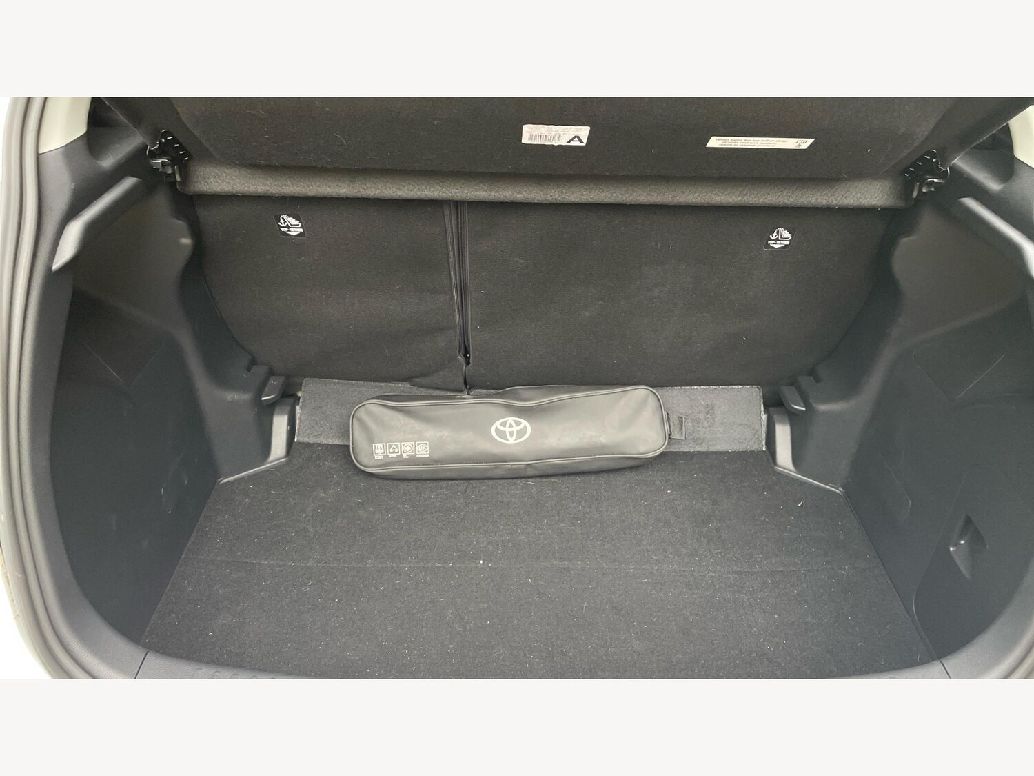 Used Toyota Yaris for sale - 76996985: Photo 16