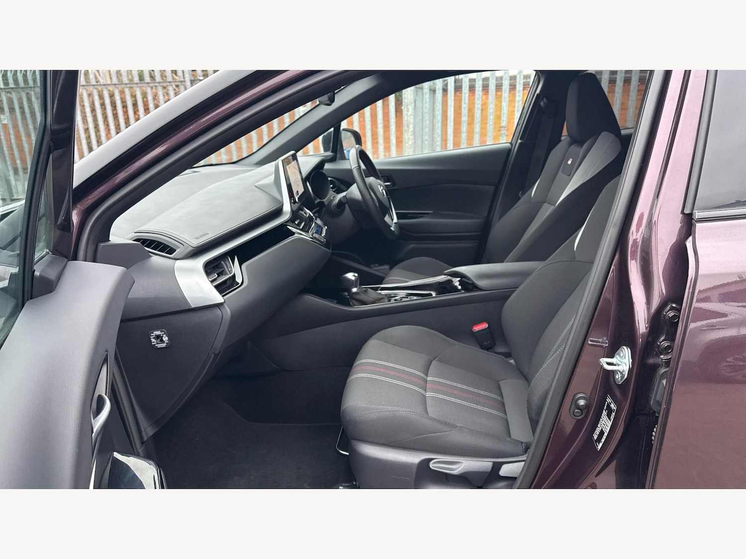 Used Toyota C-HR 2022 for sale - 77143346: Photo 12