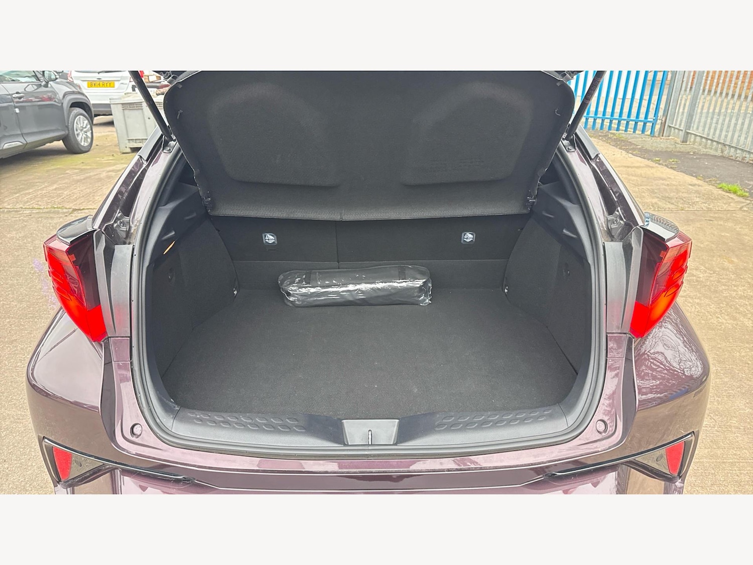 Used Toyota C-HR 2022 for sale - 77143346: Photo 16