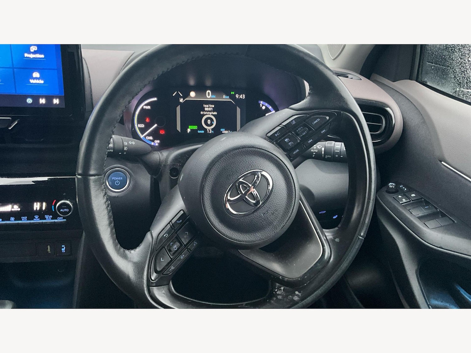 Used Toyota Yaris Cross 2022 for sale - 76997598: Photo 10