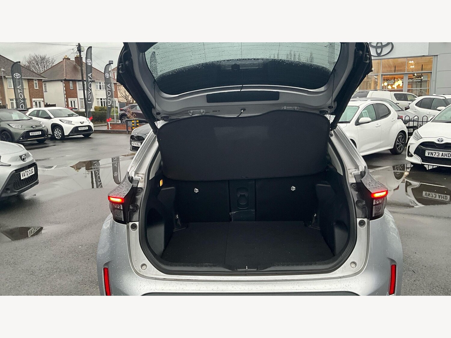 Used Toyota Yaris Cross 2022 for sale - 76997598: Photo 16