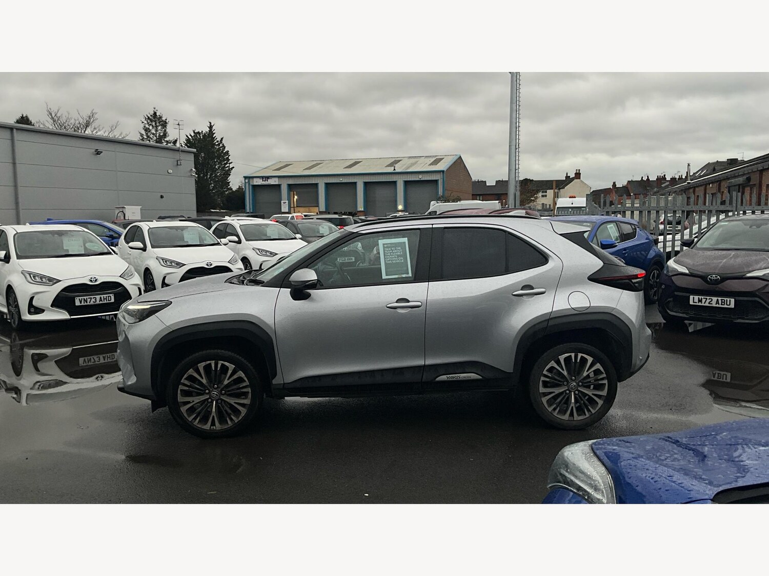 Used Toyota Yaris Cross 2022 for sale - 76997598: Photo 19