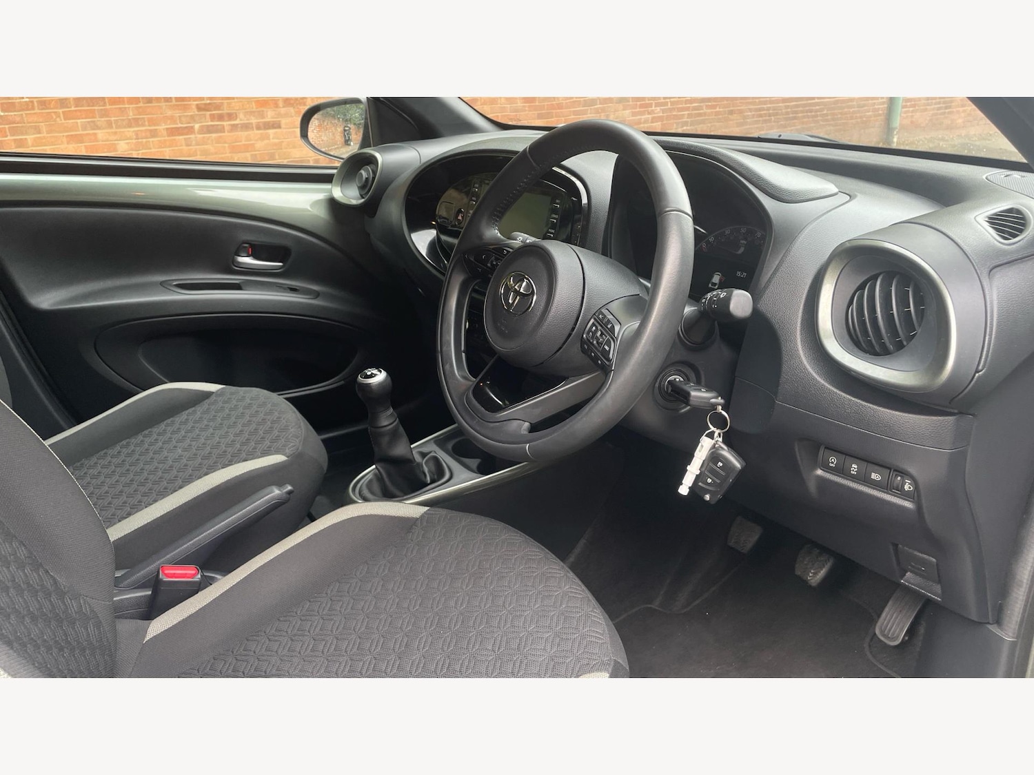 Used Toyota Aygo X 2022 for sale - 75905299: Photo 13
