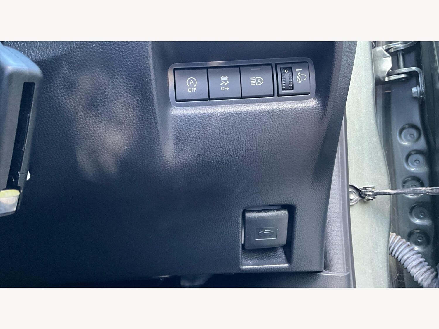 Used Toyota Aygo X 2022 for sale - 75905299: Photo 28