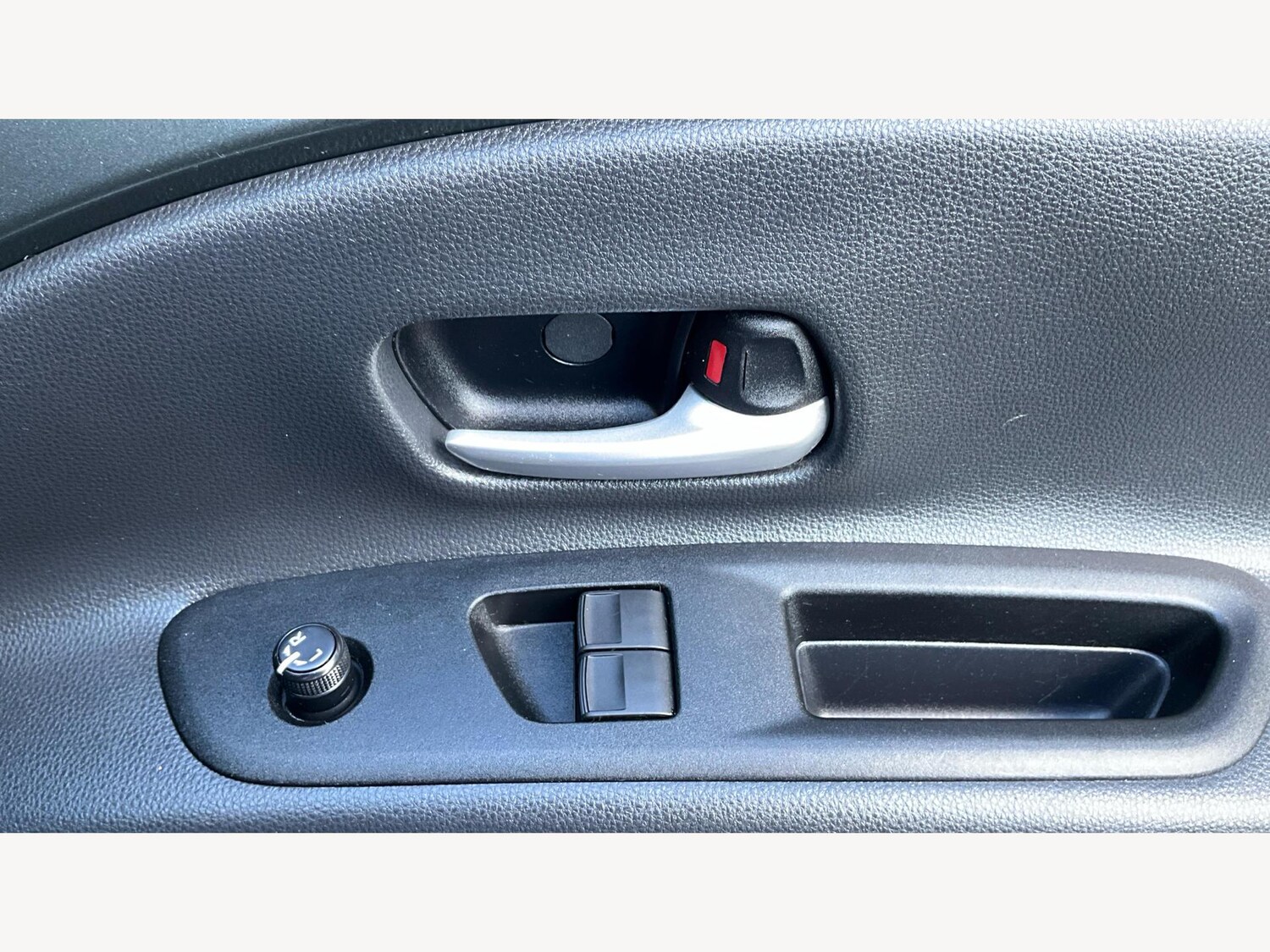 Used Toyota Aygo X 2022 for sale - 75905299: Photo 30