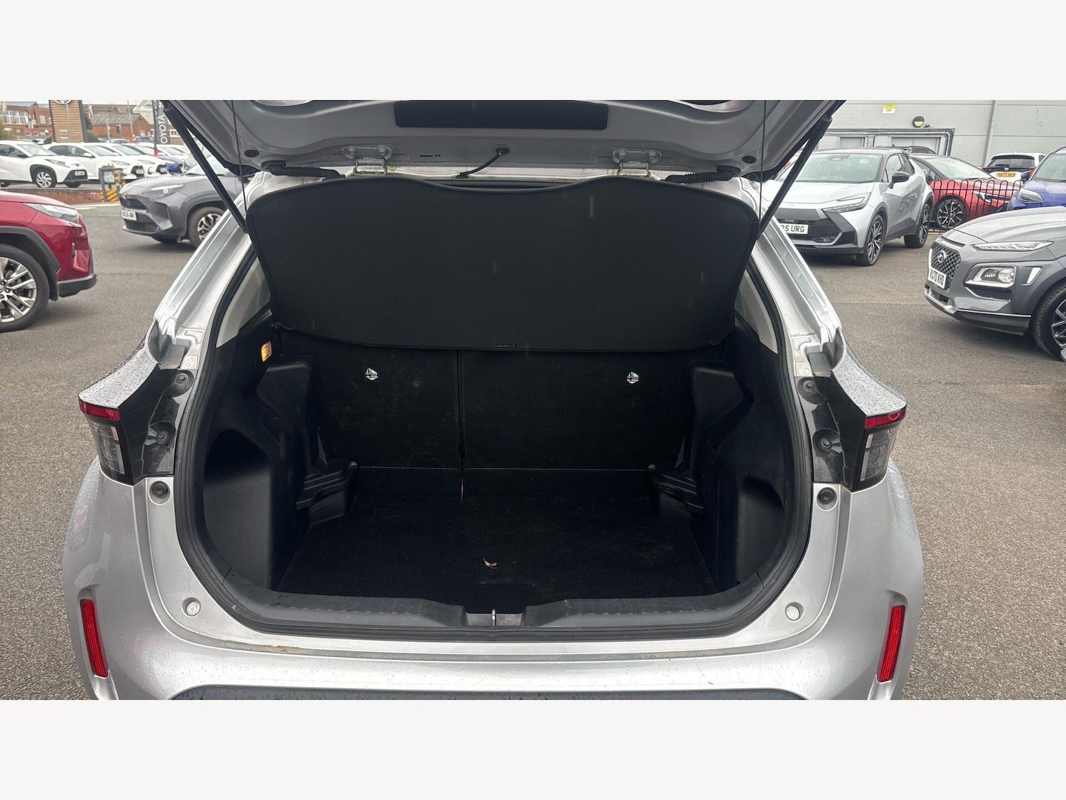 Used Toyota Yaris Cross 2023 for sale - 78115013: Photo 16