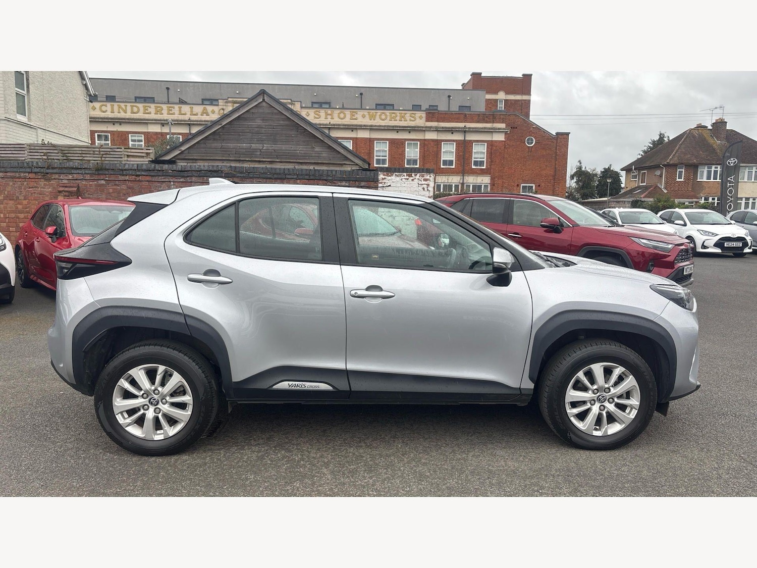 Used Toyota Yaris Cross 2023 for sale - 78115013: Photo 18