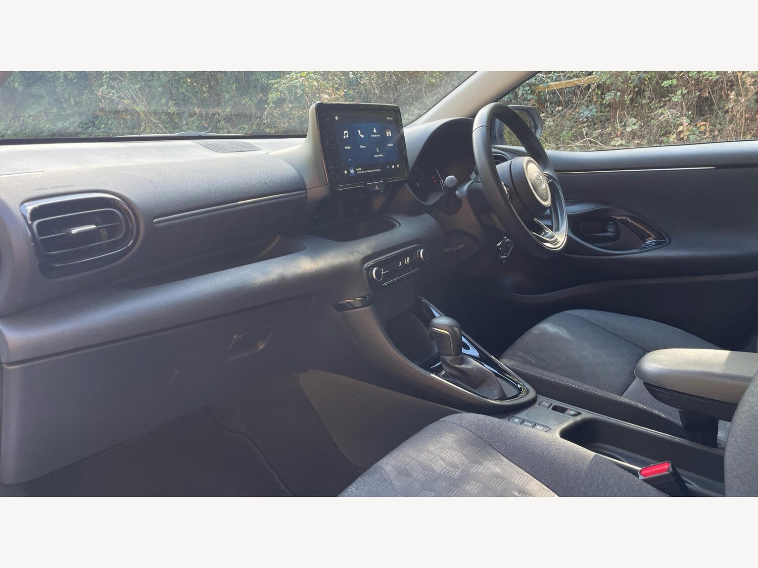 Used Toyota Yaris 2024 for sale - 75838970: Photo 12