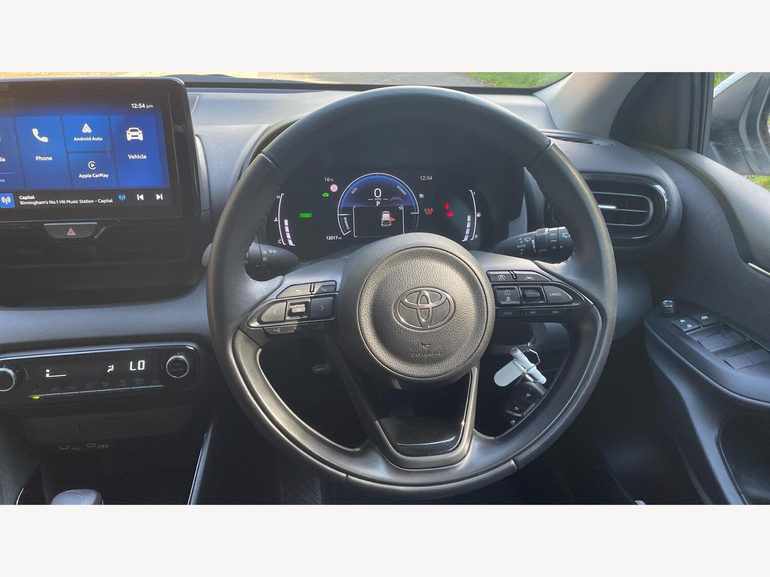Used Toyota Yaris 2024 for sale - 75838970: Photo 8