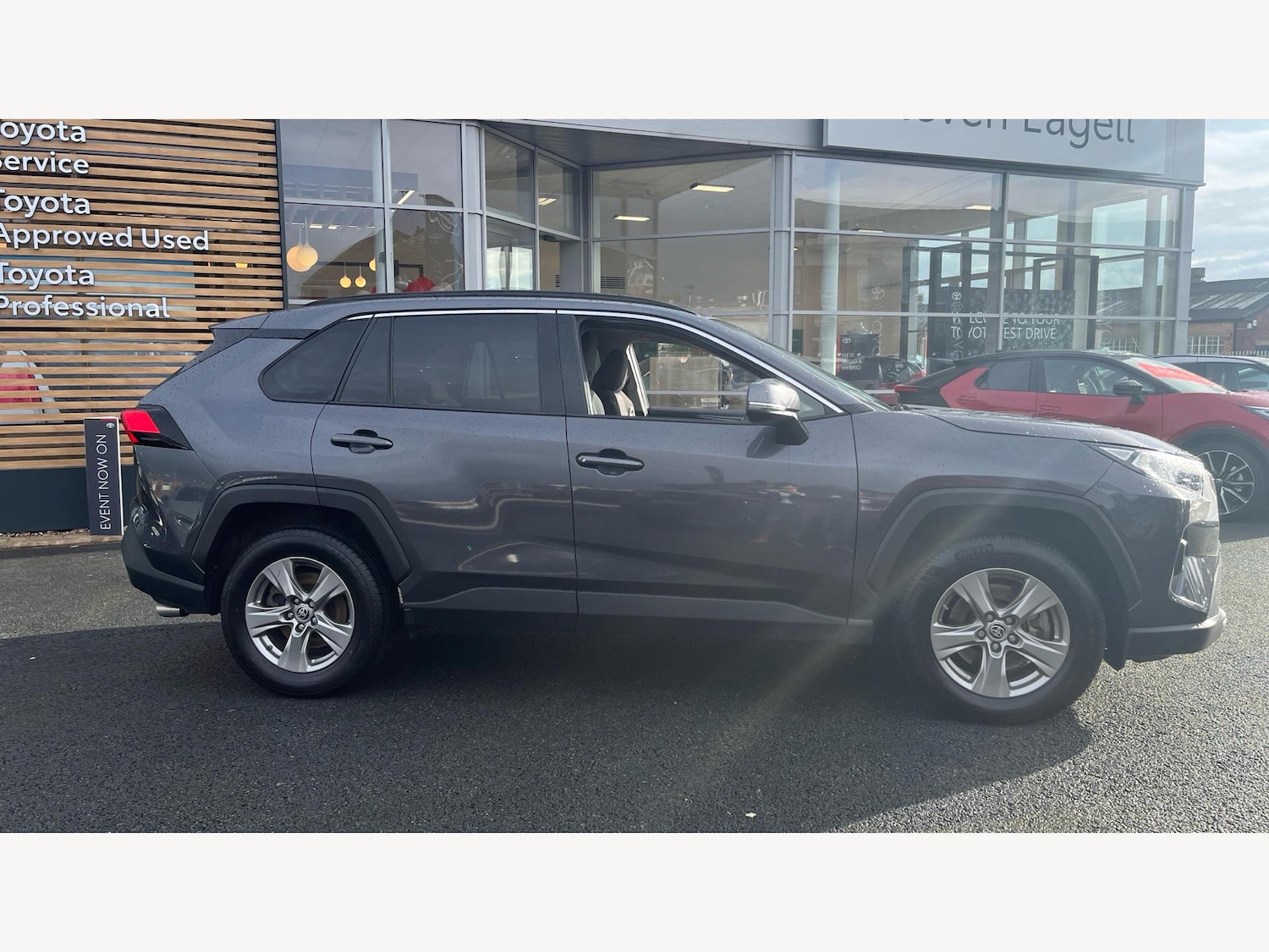 Used Toyota RAV4 for sale - 77575415: Photo 18