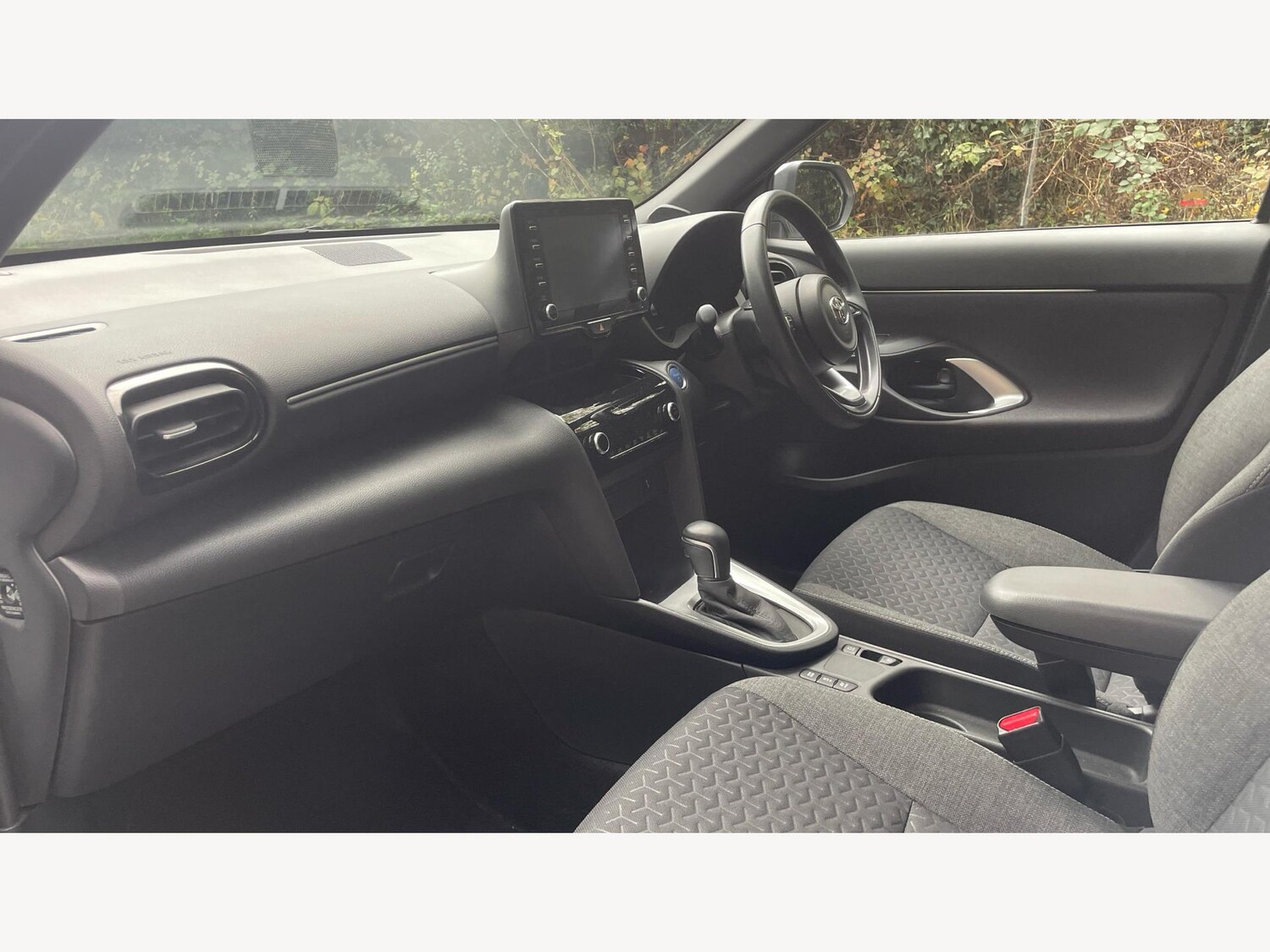 Used Toyota Yaris Cross 2022 for sale - 77331298: Photo 12