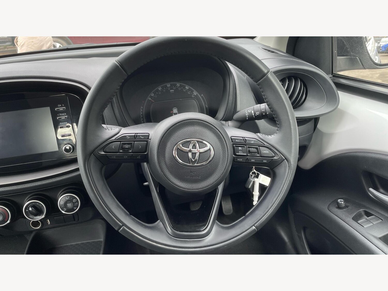 Used Toyota Aygo X 2023 for sale - 76247422: Photo 8