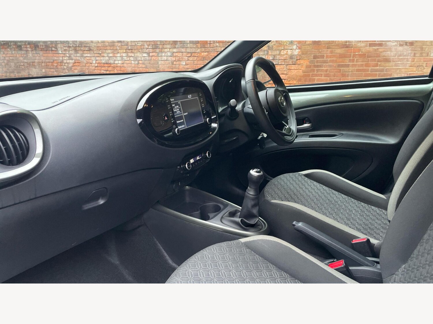 Used Toyota Aygo X 2023 for sale - 76094348: Photo 12