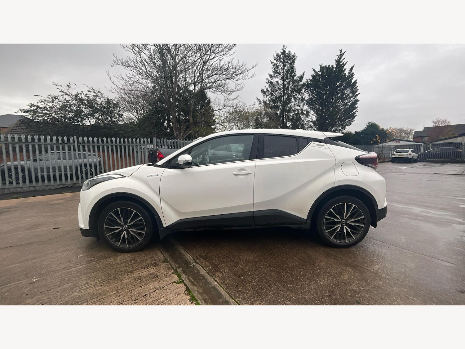 Used Toyota C-HR 2019 for sale - 76700767: Photo 19