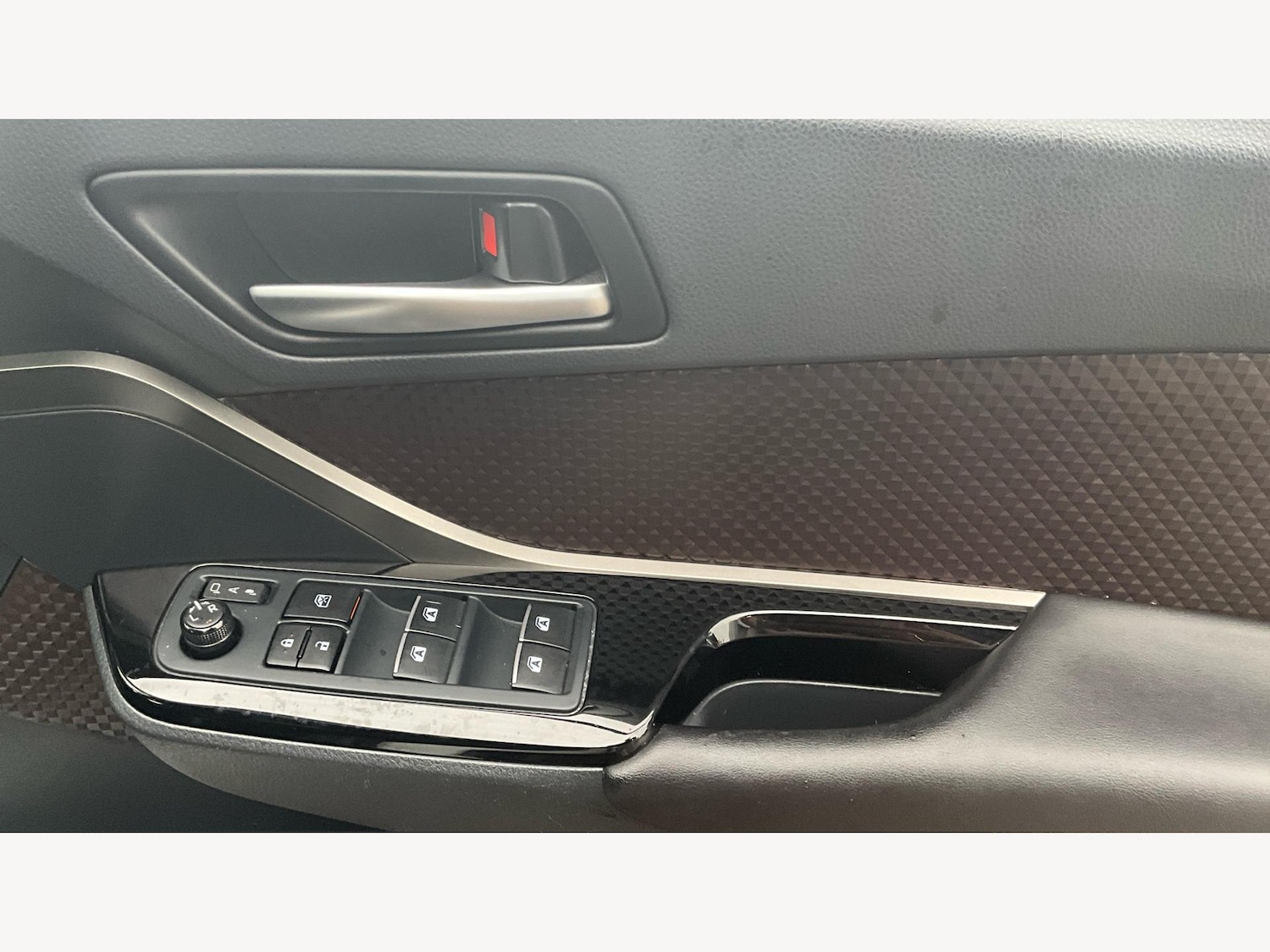 Used Toyota C-HR 2019 for sale - 76700767: Photo 23