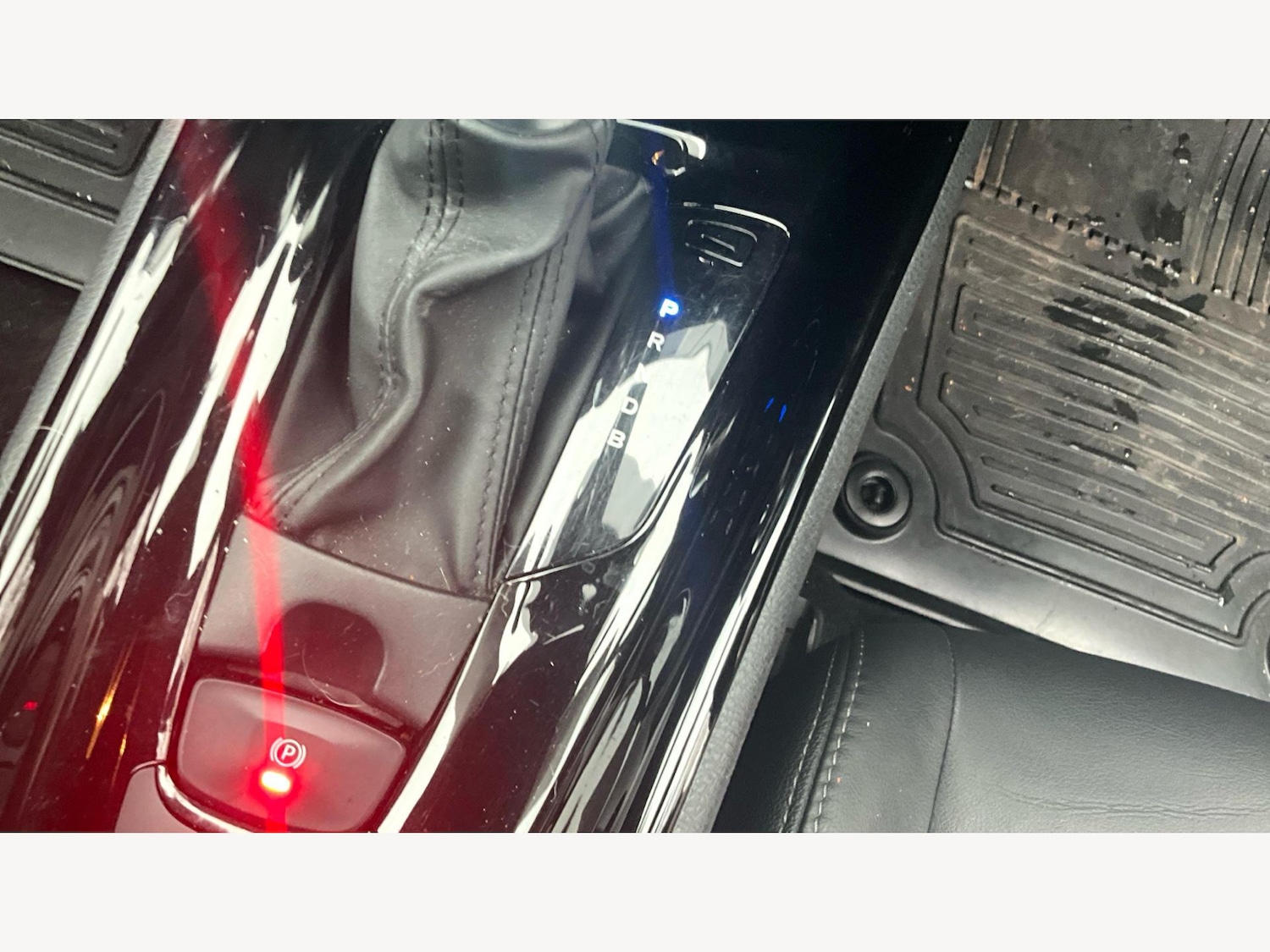 Used Toyota C-HR 2019 for sale - 76700767: Photo 32