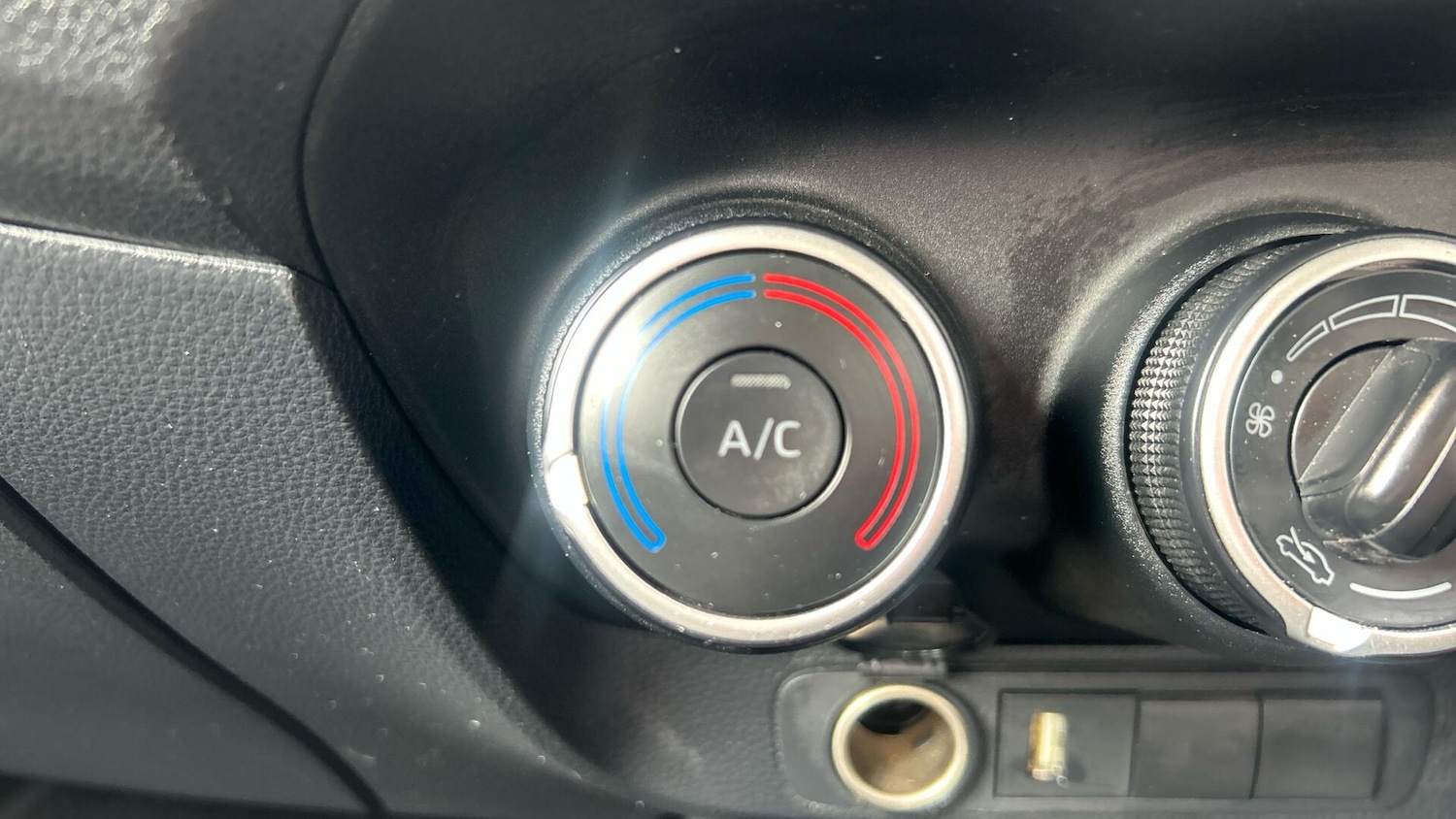 Used Toyota Aygo X 2023 for sale - 77290698: Photo 35