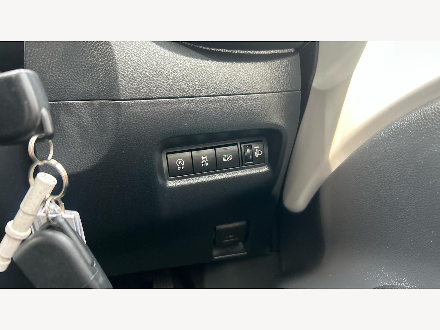 Used Toyota Aygo X 2023 for sale - 77637380: Photo 26