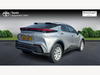 Used Toyota C-HR 2025 for sale - 79540339: Photo