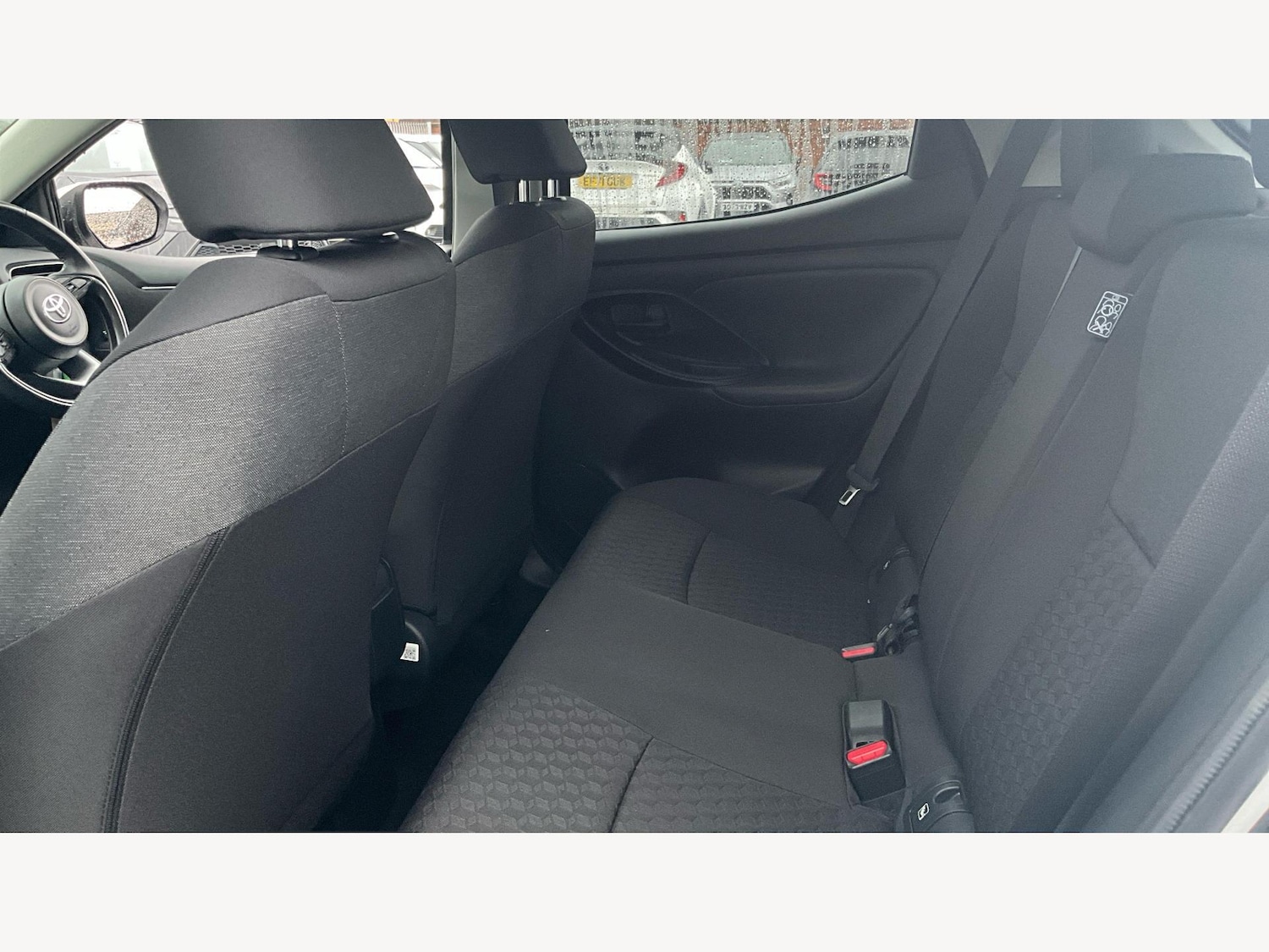 Used Toyota Yaris 2022 for sale - 77411849: Photo 15