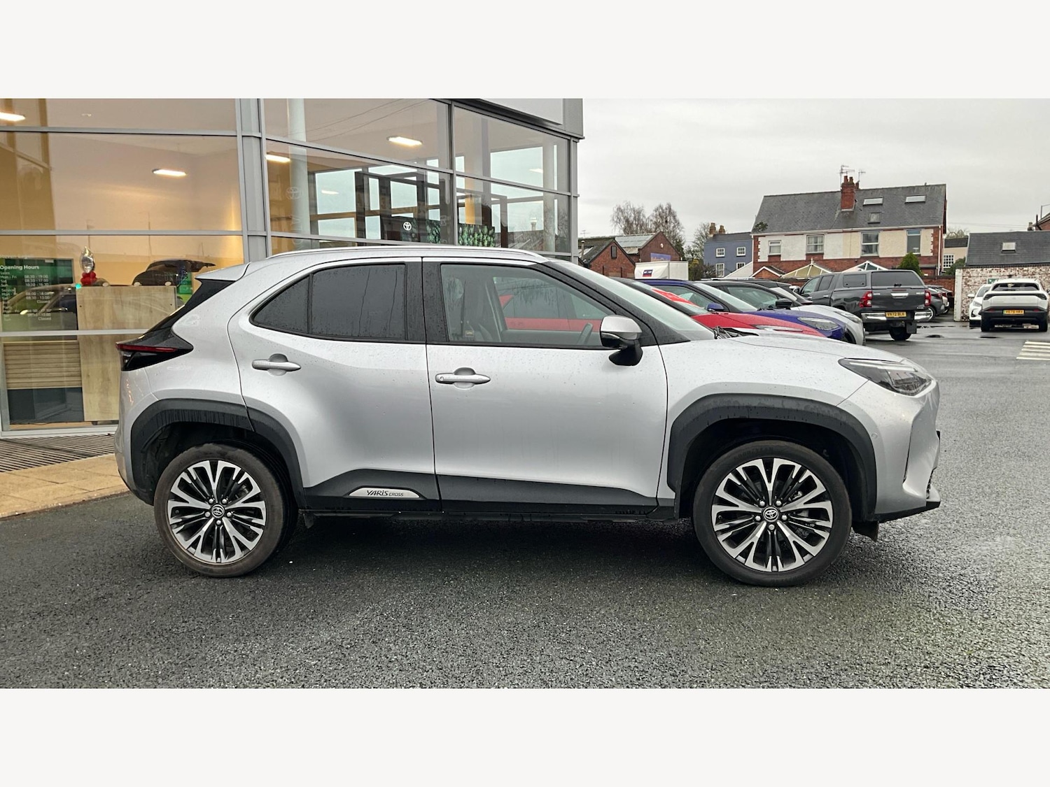 Used Toyota Yaris Cross 2022 for sale - 77524427: Photo 18