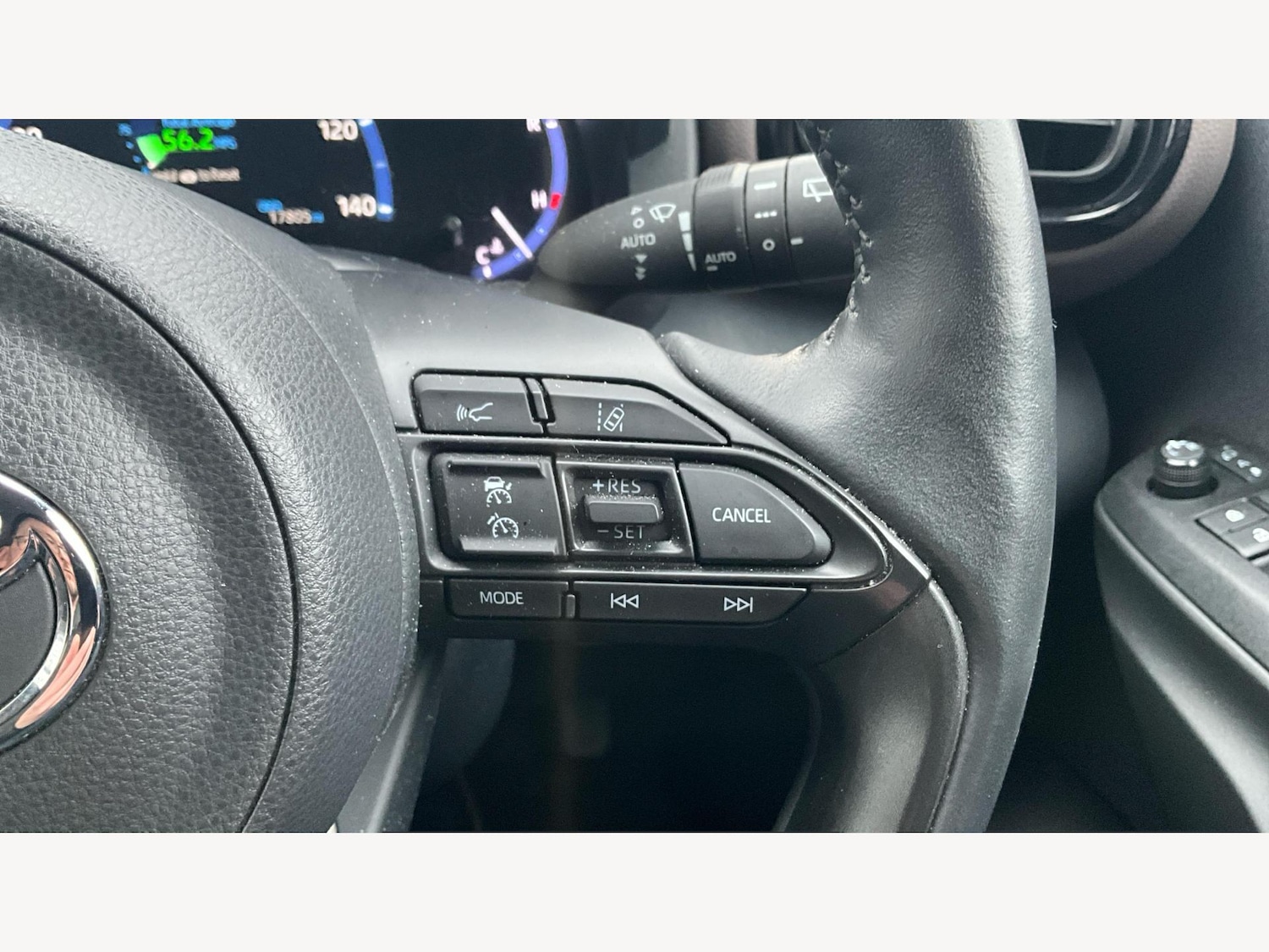 Used Toyota Yaris Cross 2022 for sale - 77524427: Photo 31