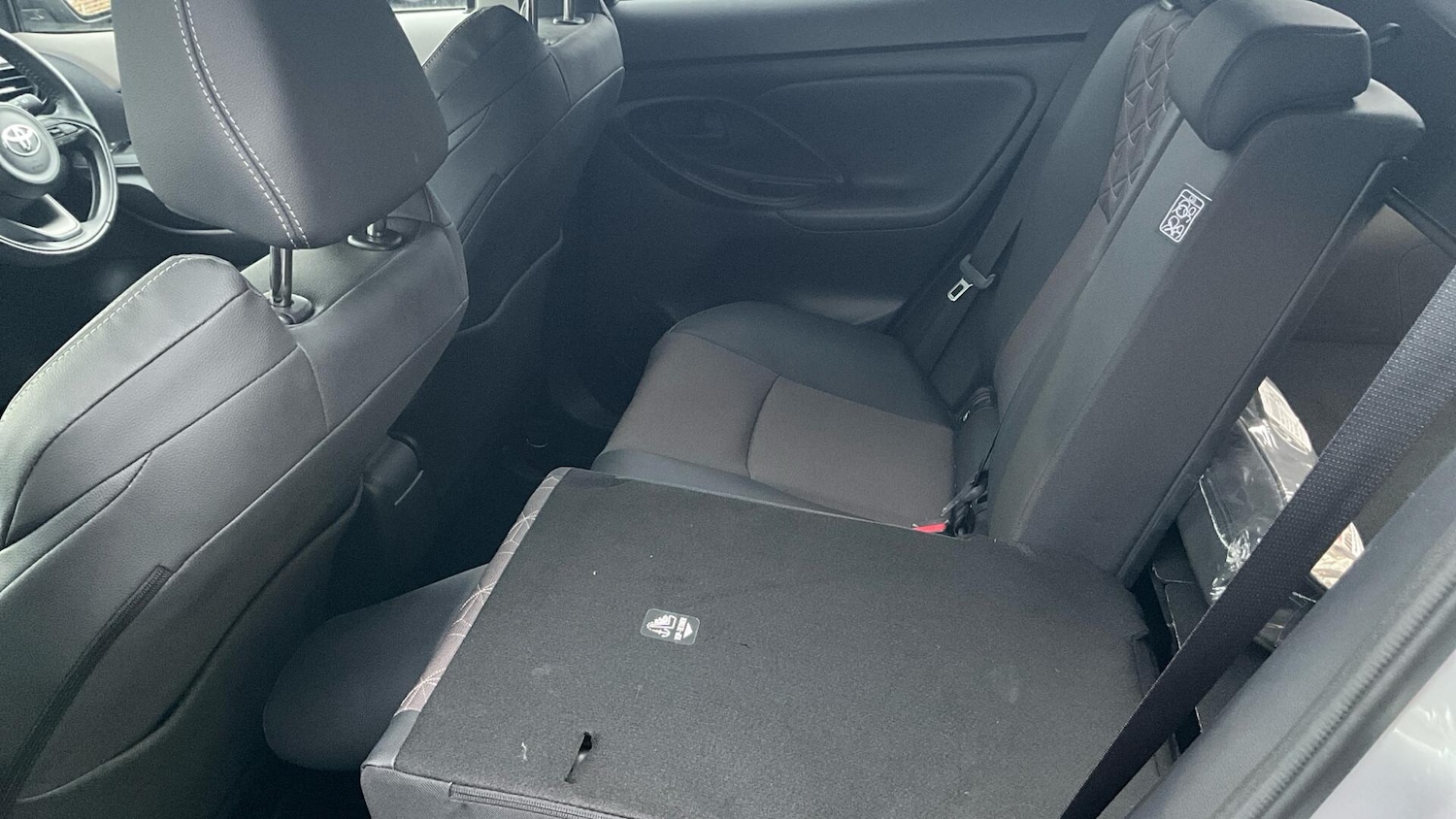 Used Toyota Yaris Cross 2022 for sale - 77524427: Photo 33