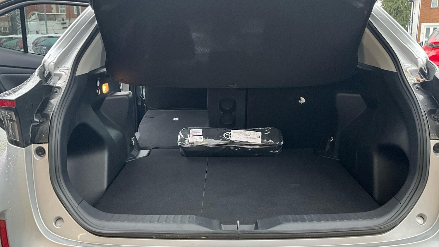 Used Toyota Yaris Cross 2022 for sale - 77524427: Photo 34