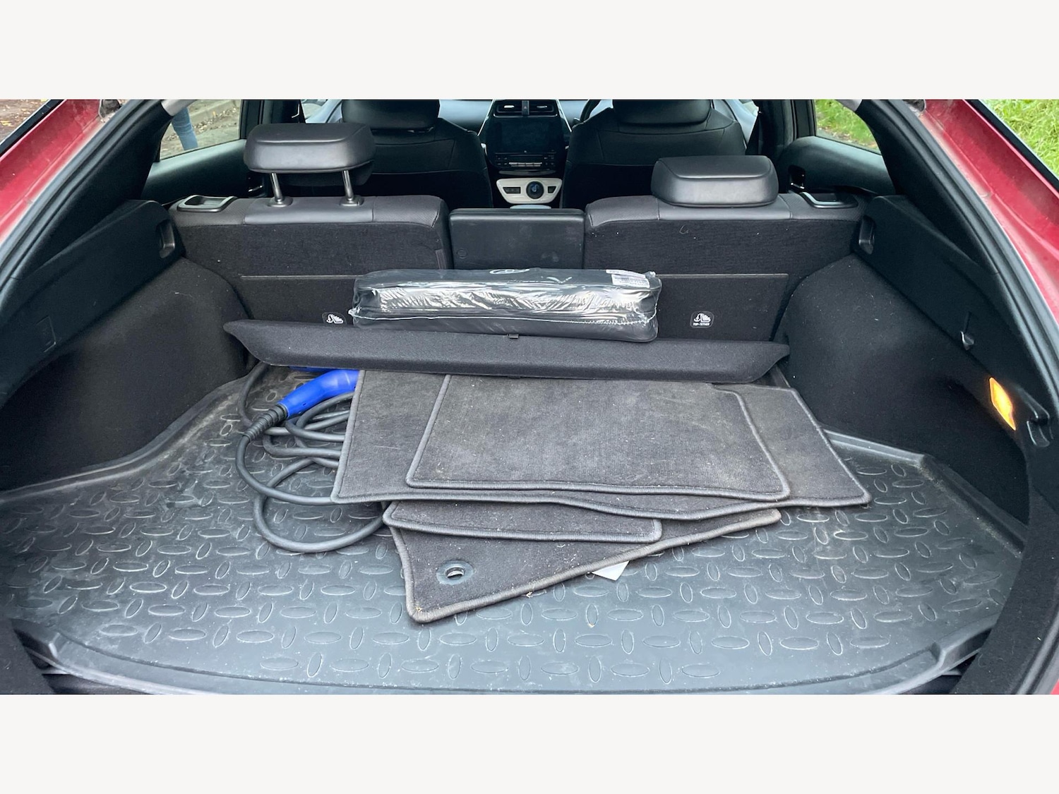 Used Toyota Prius 2018 for sale - 76743094: Photo 16