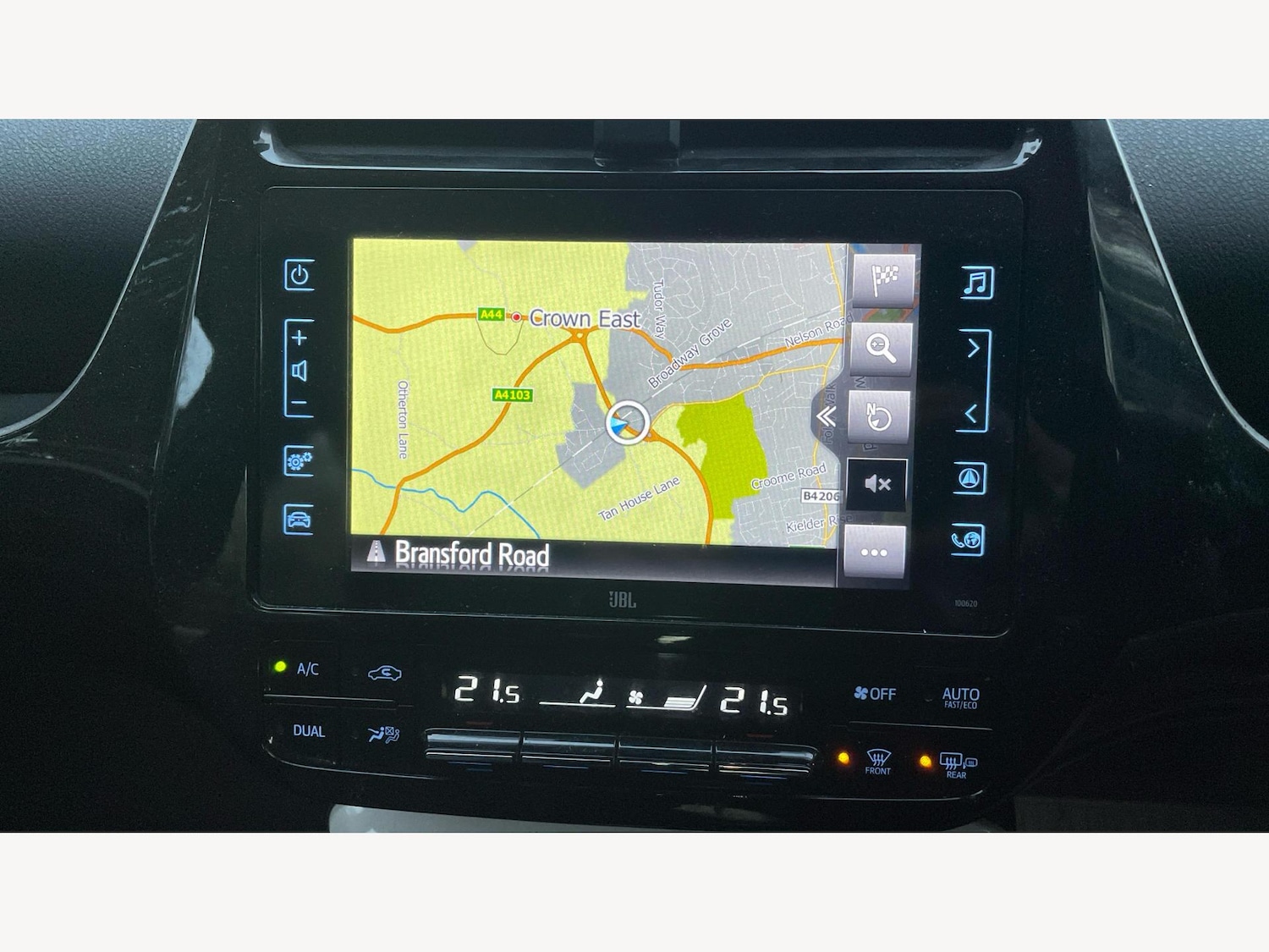 Used Toyota Prius 2018 for sale - 76743094: Photo 9