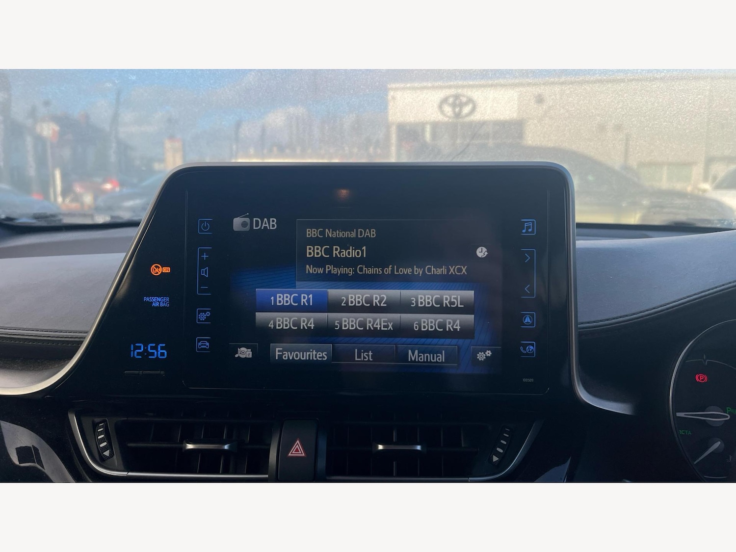 Used Toyota C-HR 2019 for sale - 77144114: Photo 9