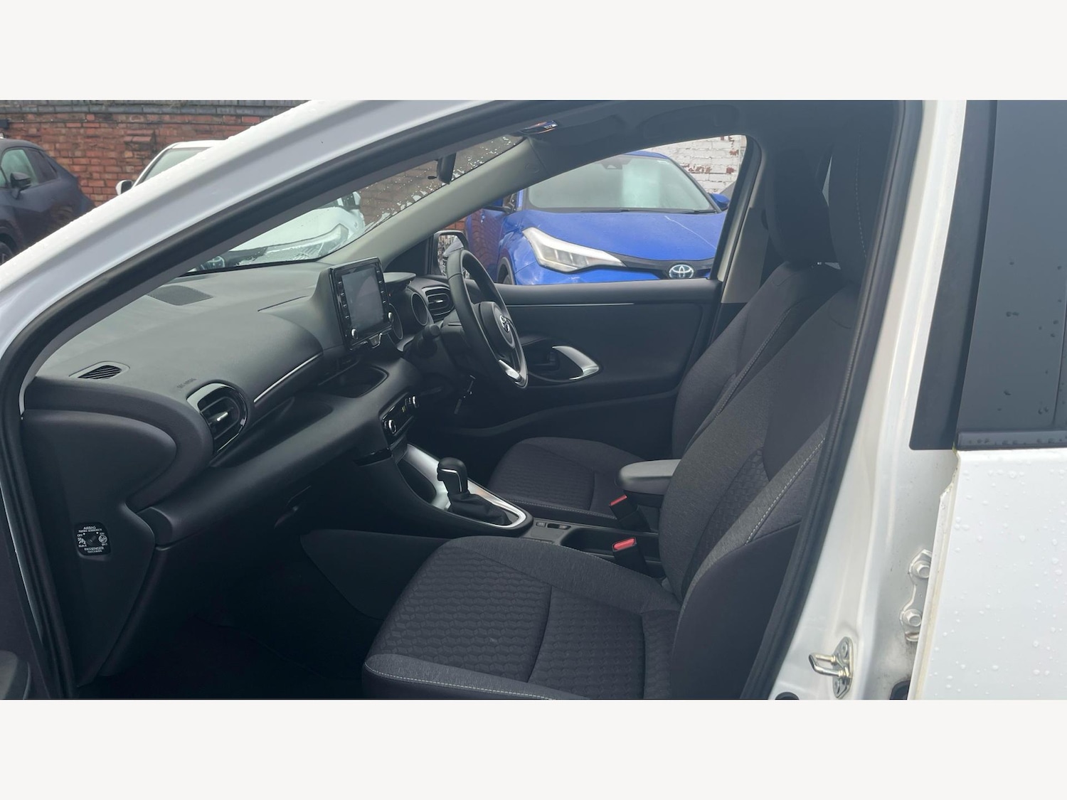 Used Toyota Yaris 2023 for sale - 77331839: Photo 12