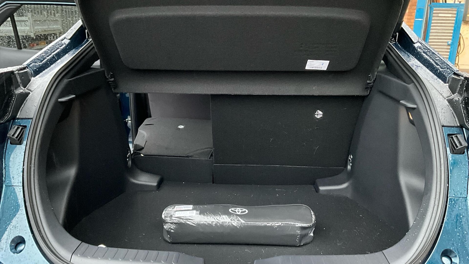 Used Toyota C-HR 2025 for sale - 77143666: Photo 34