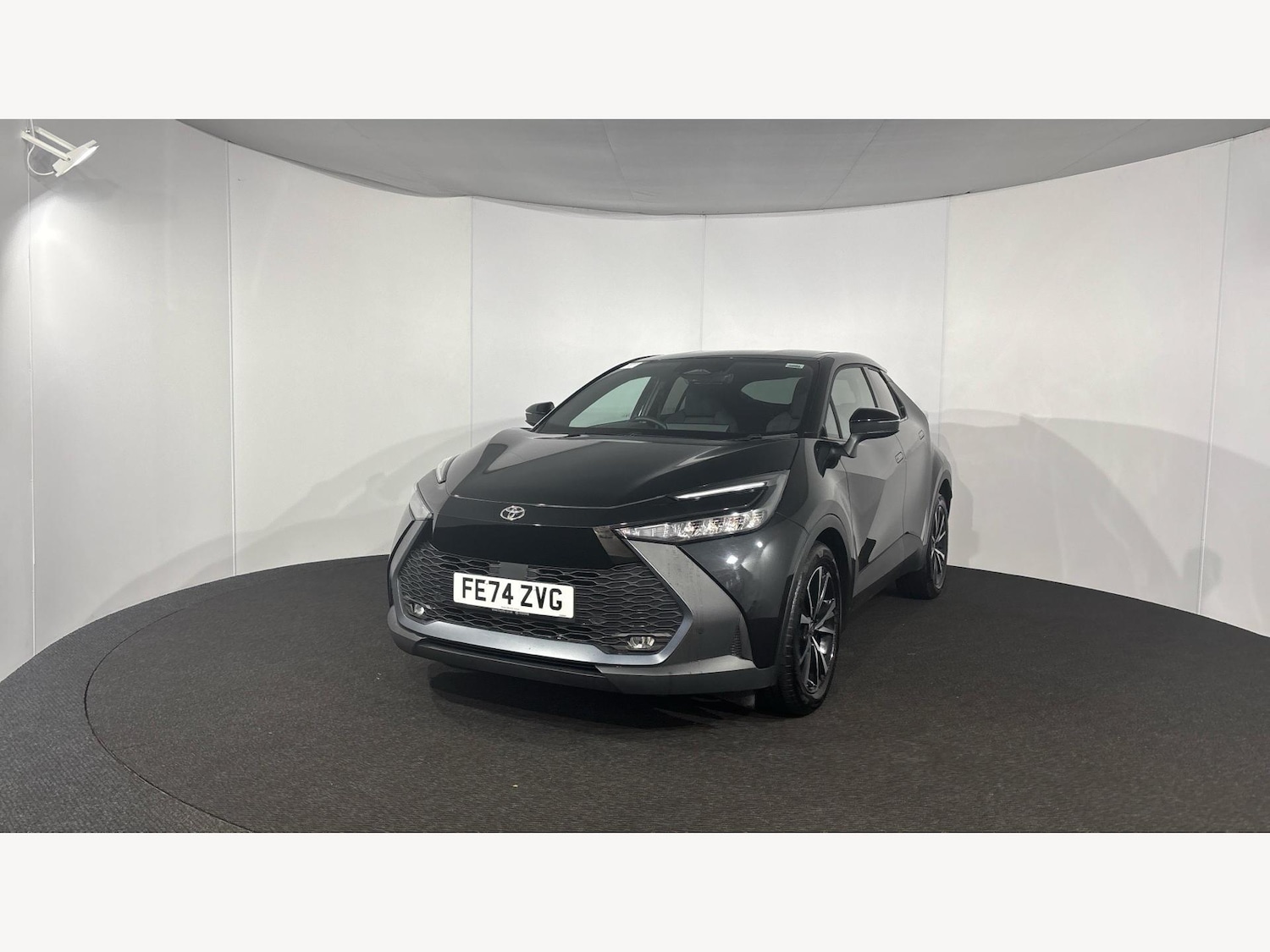 Used Toyota C-HR 2024 for sale - 76360757: Photo 3