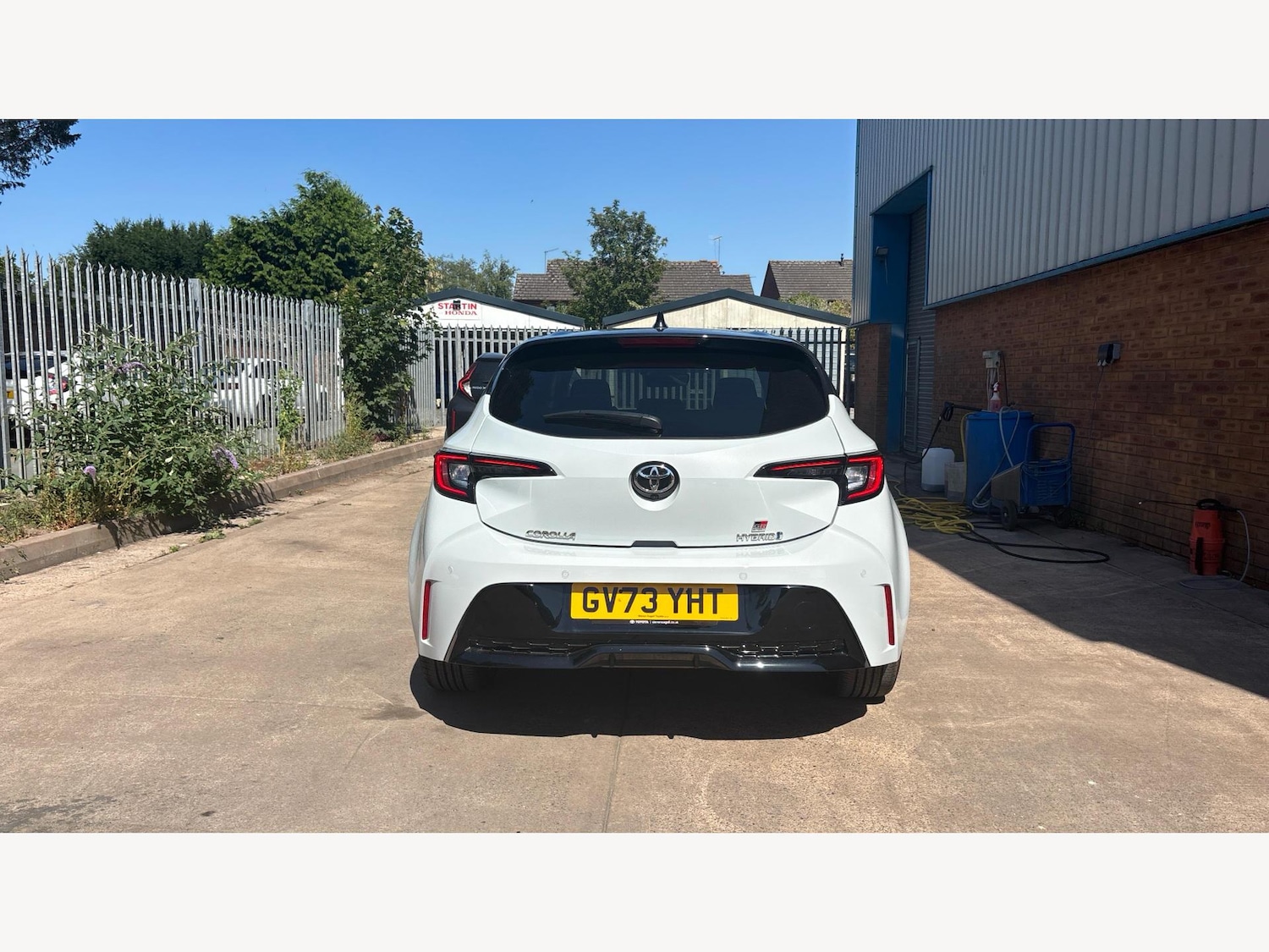 Vehicle 21