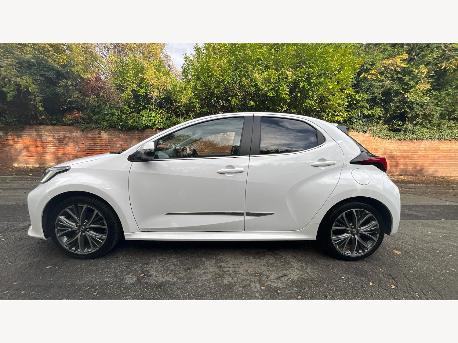 Used Toyota Yaris 2023 for sale - 76349463: Photo 19