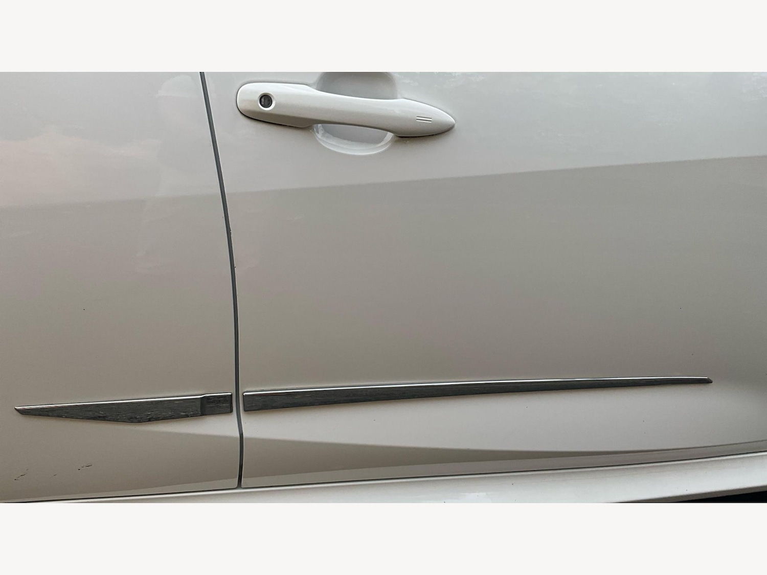 Used Toyota Yaris 2023 for sale - 76349463: Photo 23