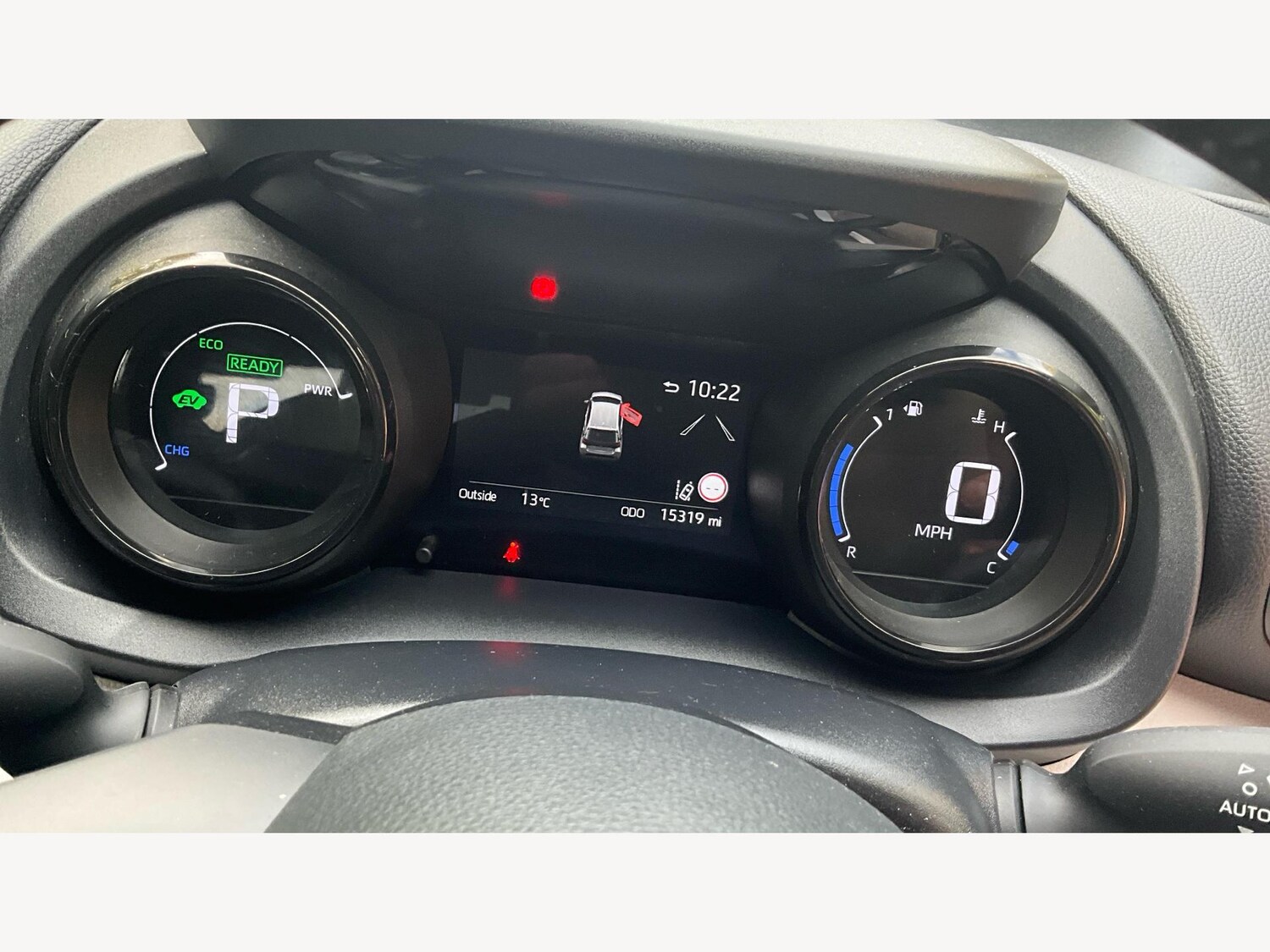 Used Toyota Yaris 2023 for sale - 76349463: Photo 31