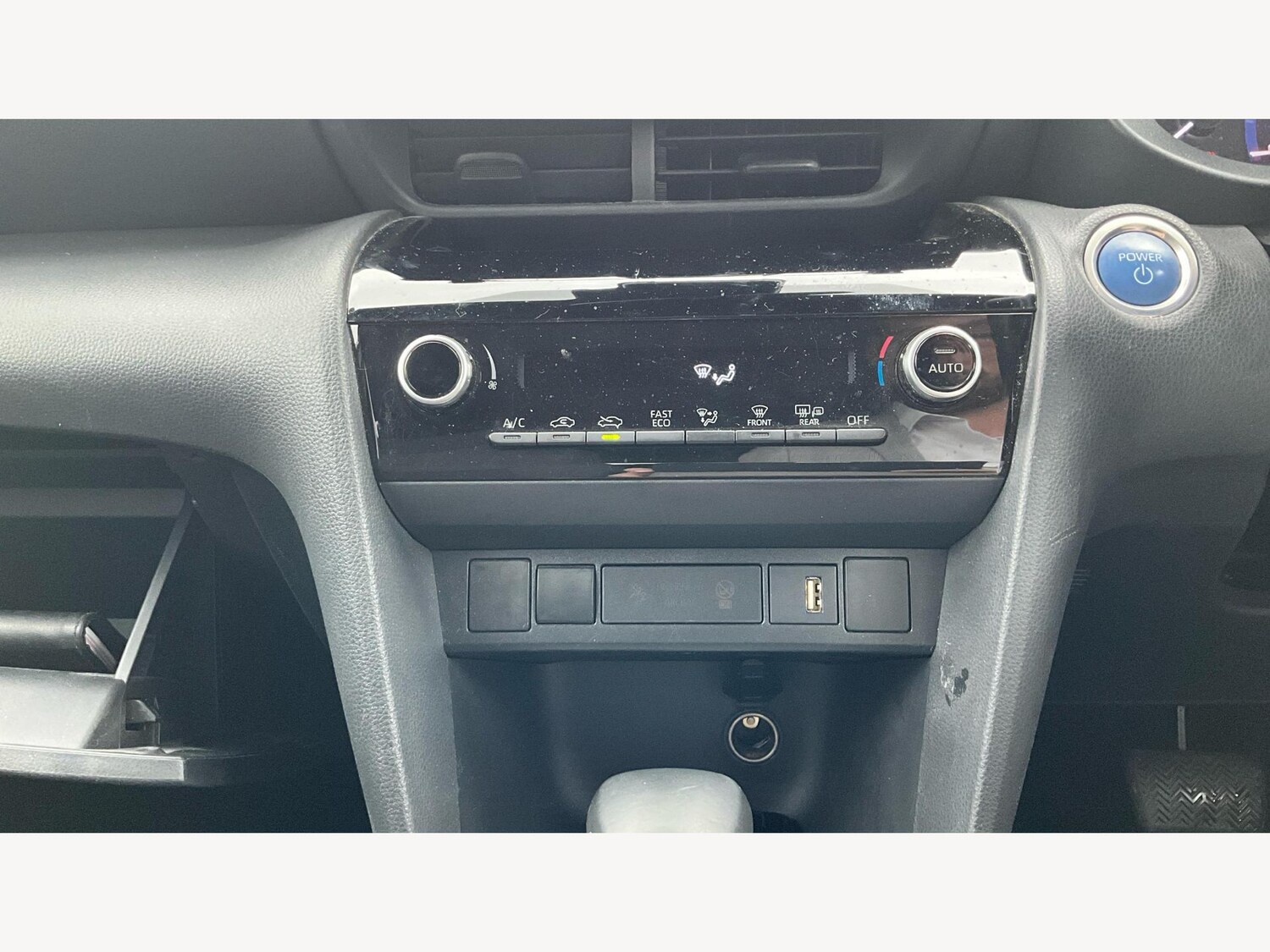 Used Toyota Yaris Cross 2023 for sale - 77611958: Photo 29